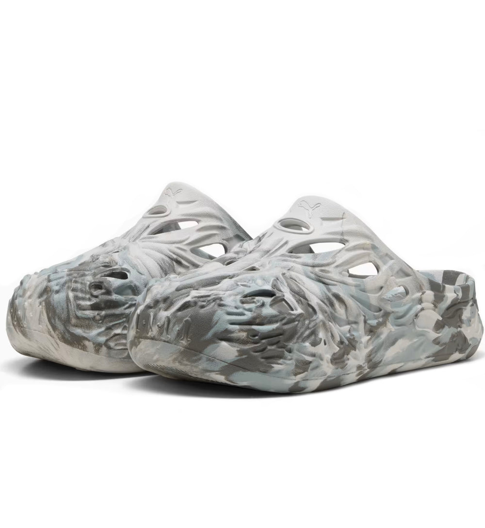 PUMA MB.04 Basketball Slides – Feather Gray/Cool Mid Gray/Cool Dark Gray (397665_12)