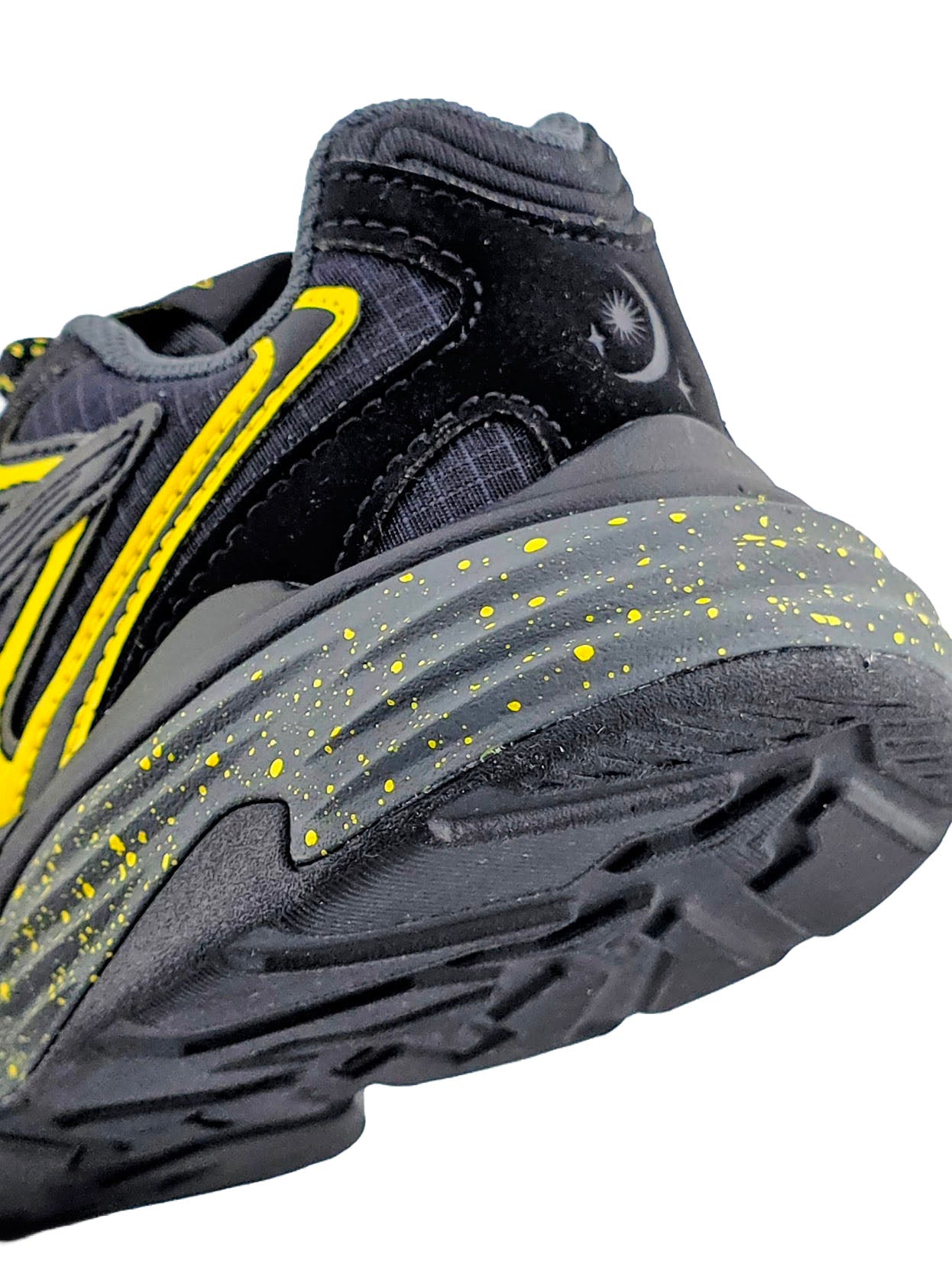 Puma Fade Nitro Umbreon PS PUMA Black/Energizing Yellow | Pro Feet | 40701901