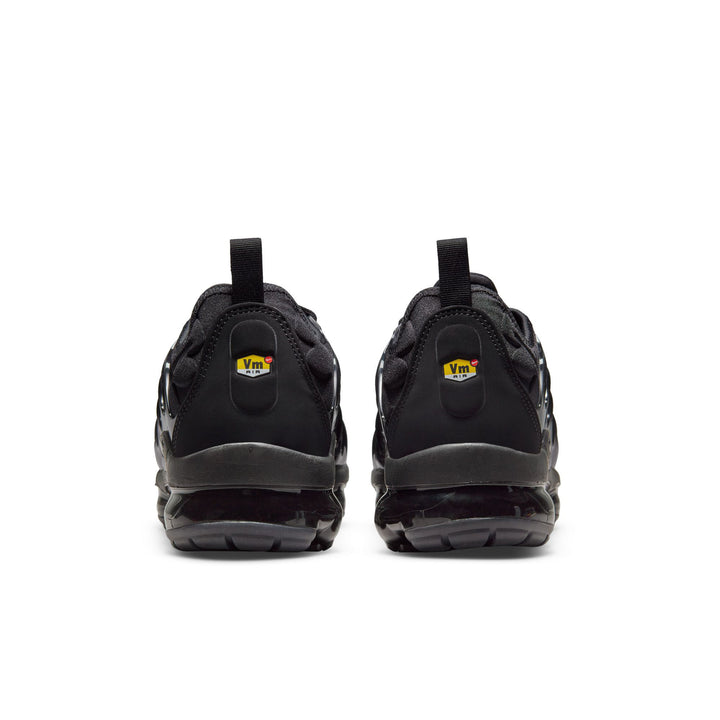 Nike Air VaporMax Plus Black/Black-Dark Grey 924453-004 | Pro Feet