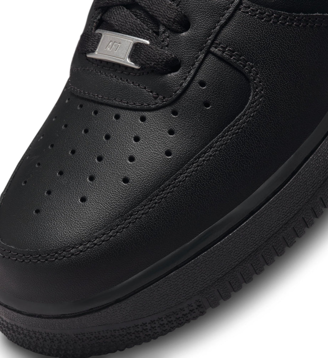 Nike Air Force 1 ’07 “Triple Black” (CW2288-001)