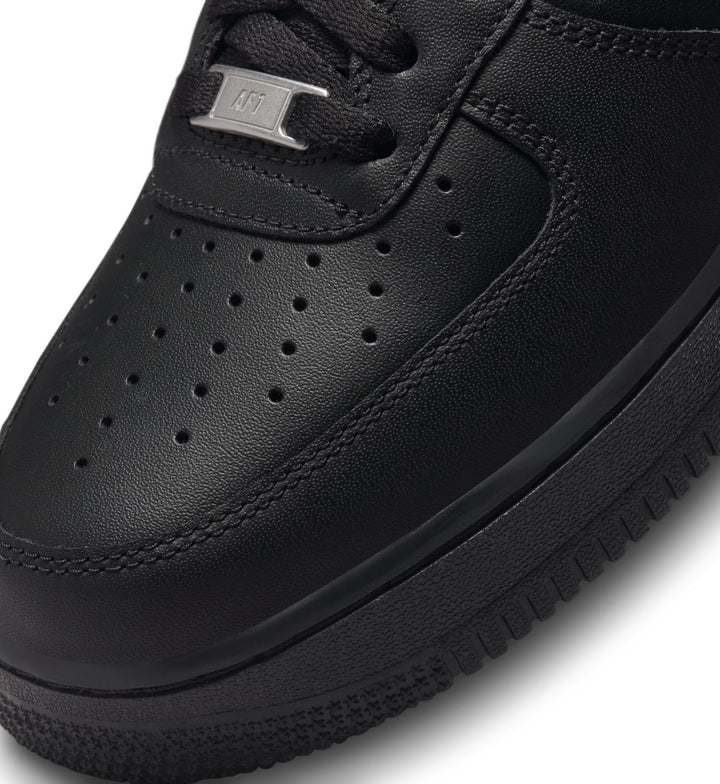 Nike Air Force 1 ’07 “Triple Black” (CW2288-001)