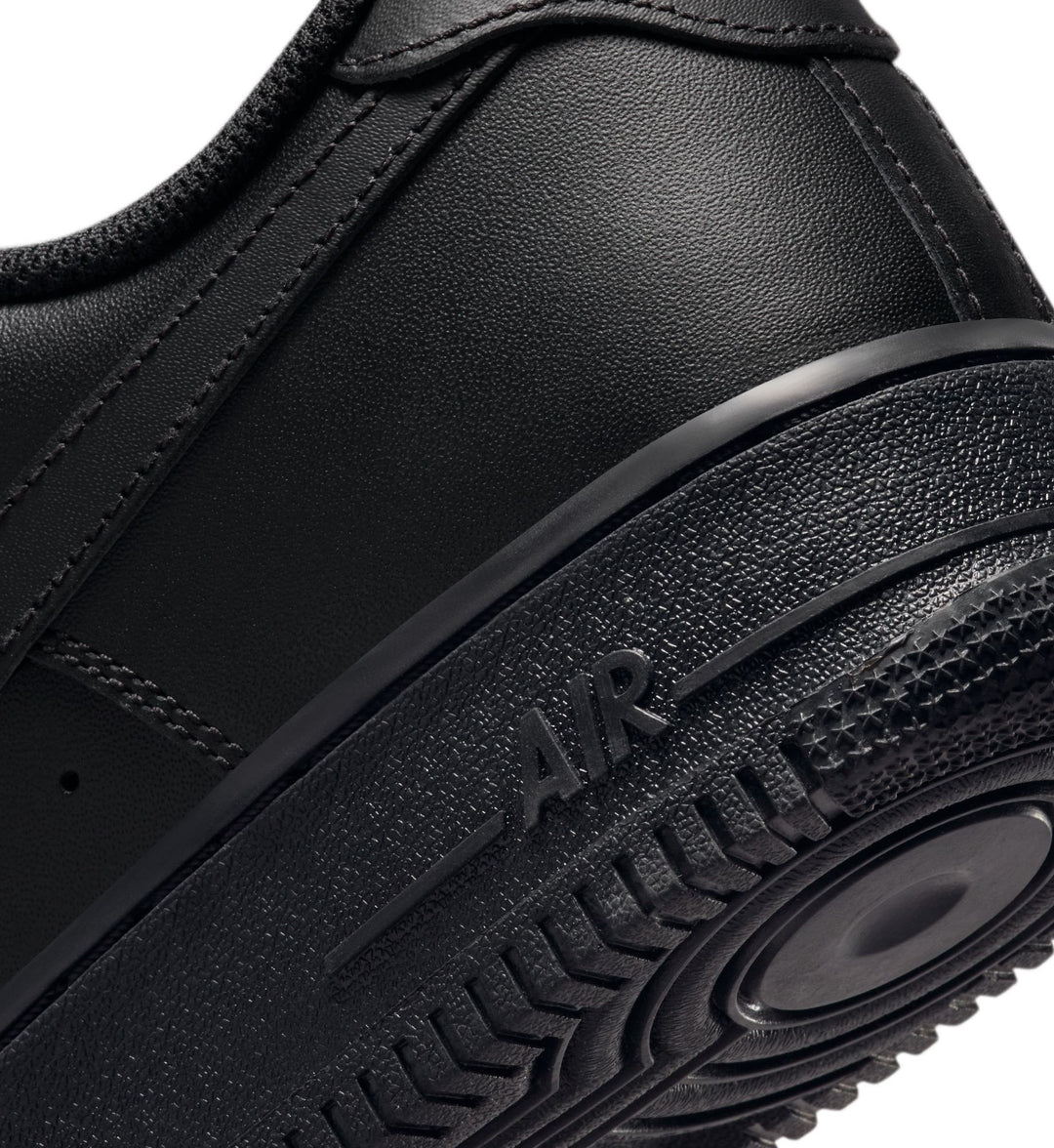Nike Air Force 1 ’07 “Triple Black” (CW2288-001)