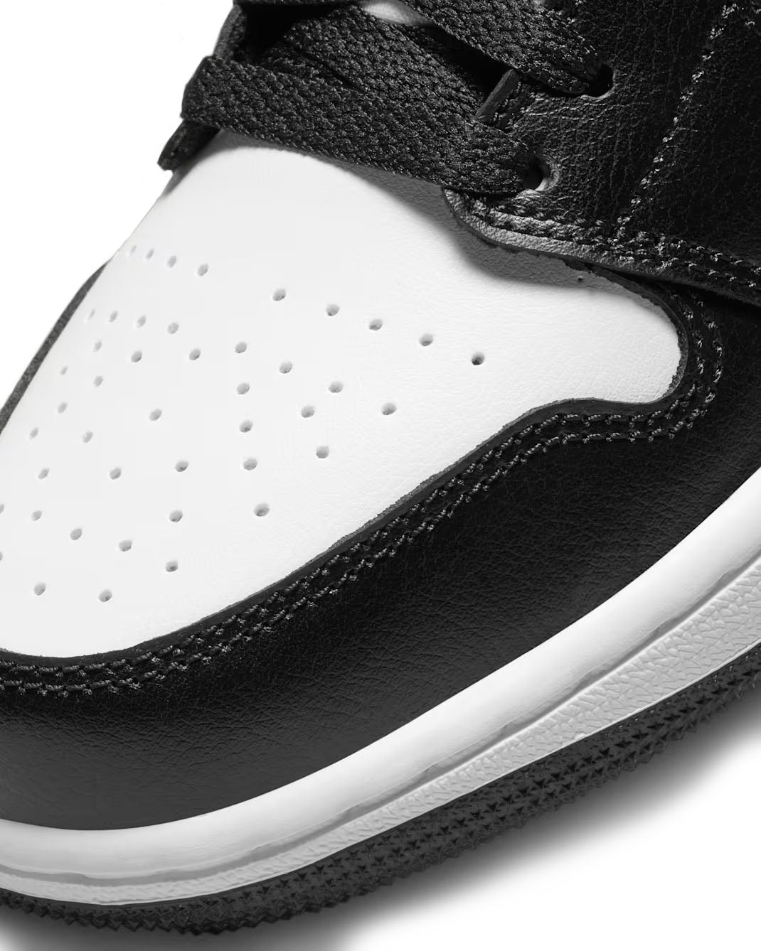 Air Jordan 1 Low Women’s Shoes White/White/Black (DC0774-101)