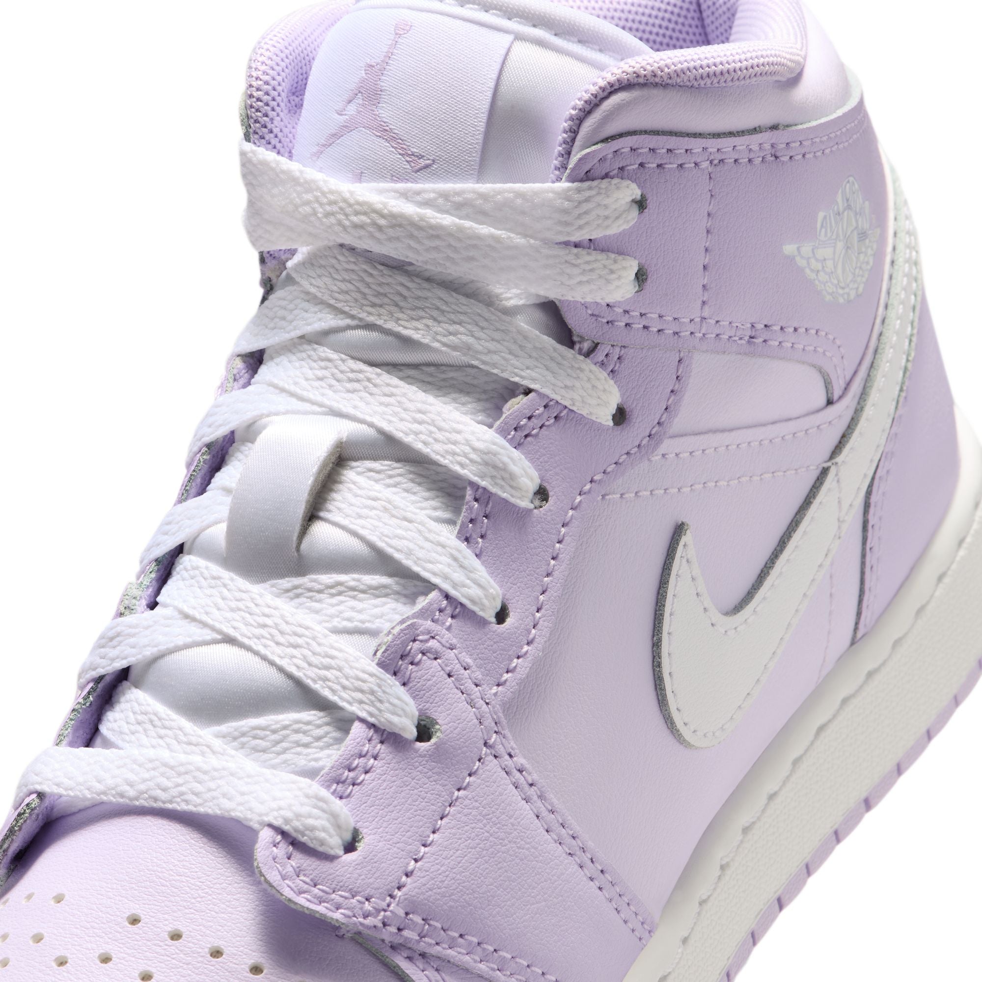 Air Jordan 1 Mid GS Violet Mist White Barely Grape DQ8423-502 | Pro Feet