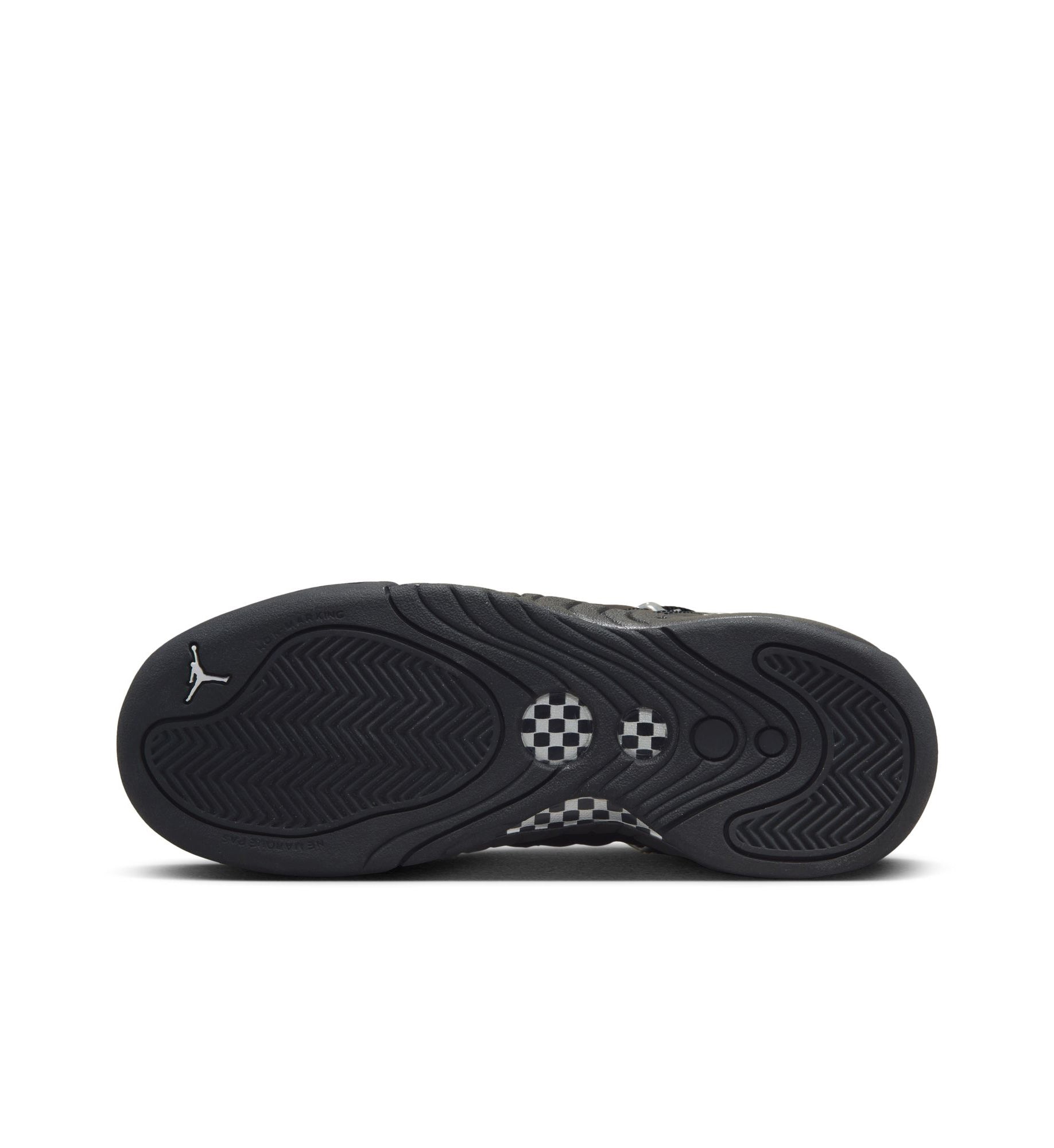 Jordan Jumpman Pro GS “Black/White/Metallic Silver” (DQ8436-001)