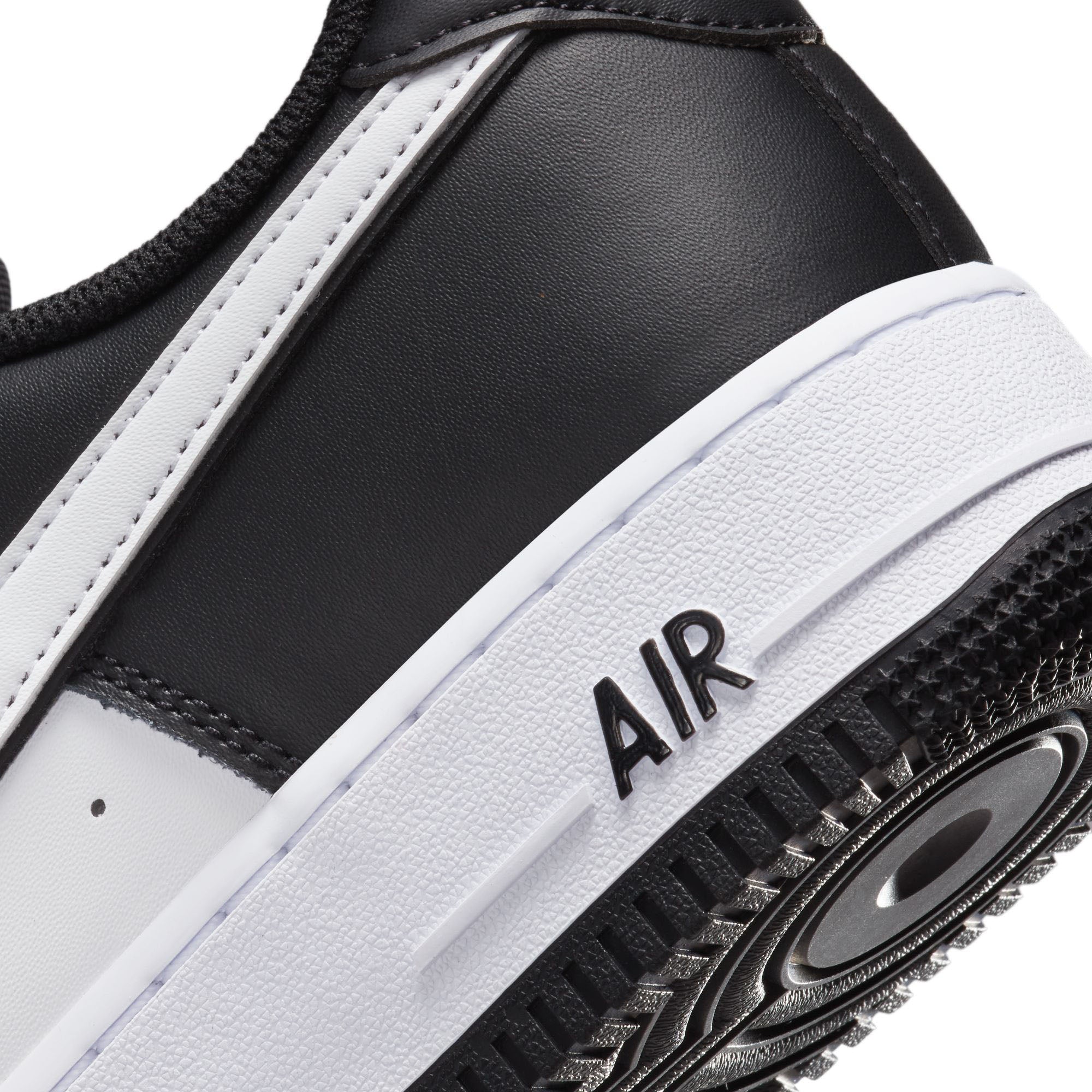 Nike Air Force 1 ’07 Black White | Pro Feet | DV0788-001