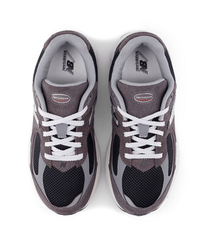 New Balance 2002 GS Black Cement/Castlerock GC2002RA | Pro Feet