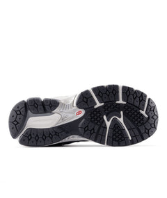 New Balance 2002 GS Black Cement/Castlerock GC2002RA | Pro Feet