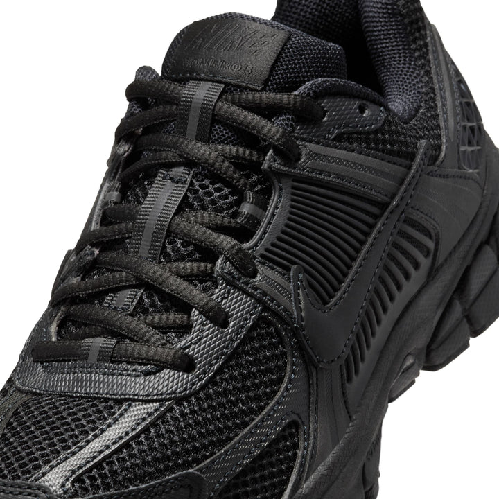 Nike Vomero 5 GS Black HF6998-007 | Pro Feet