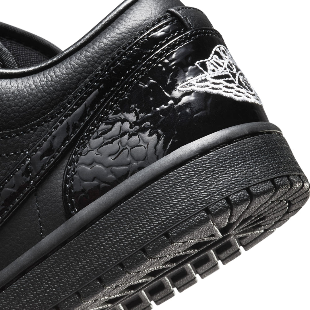 Air Jordan 1 Low SE Women’s Black Silver HJ7743-010 | Pro Feet