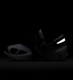Jordan Trunner LX Women’s Shoes White/Black/Reflective Silver (HQ2164-100)
