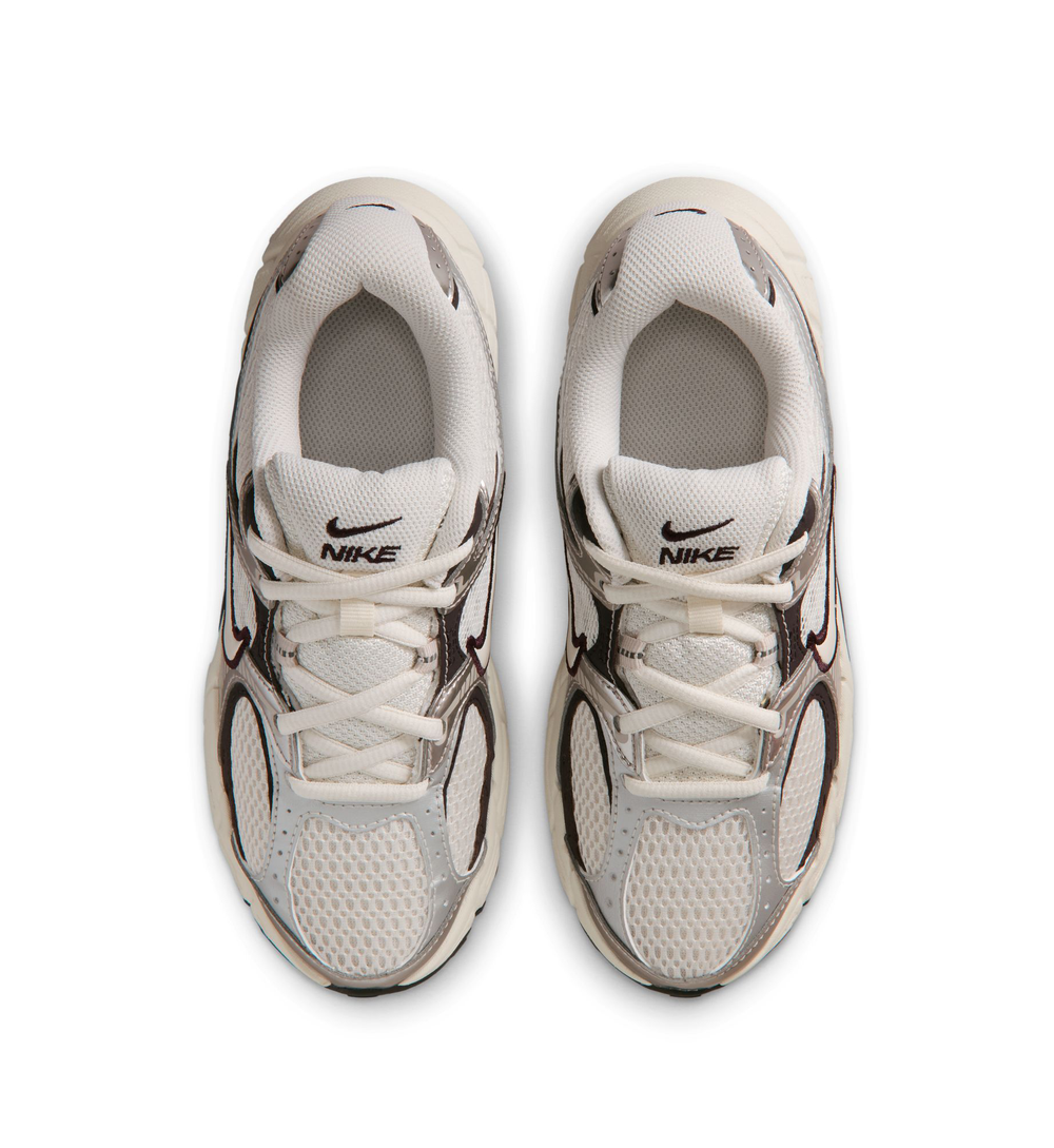Nike V5 RNR Big Kids Phantom/Phantom/Moon Particle (HQ6411-005) | Pro Feet