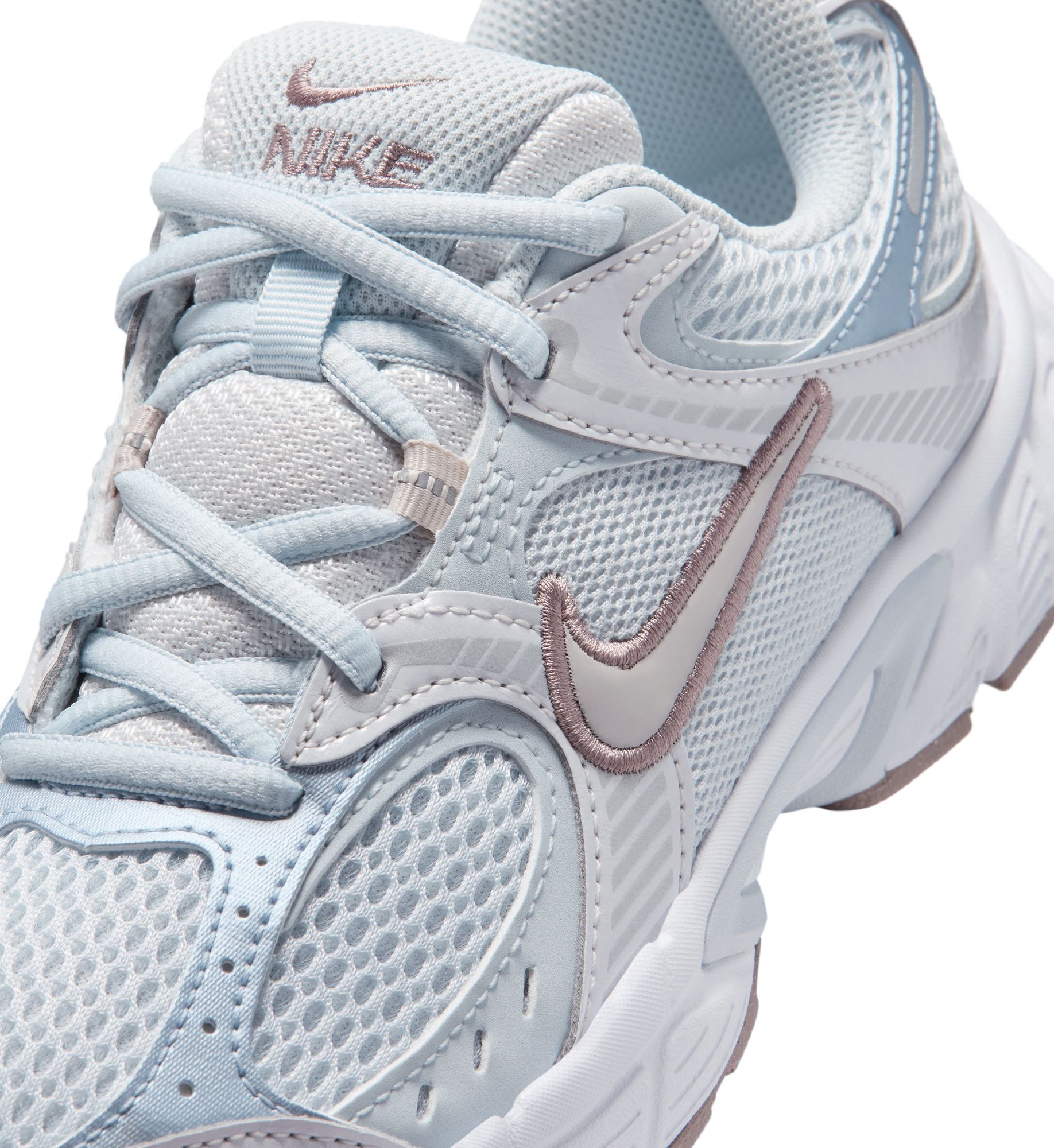 Nike V5 RNR Big Kids’ Shoes “Aura/Moon Particle/Platinum Tint” (HQ6411-400)