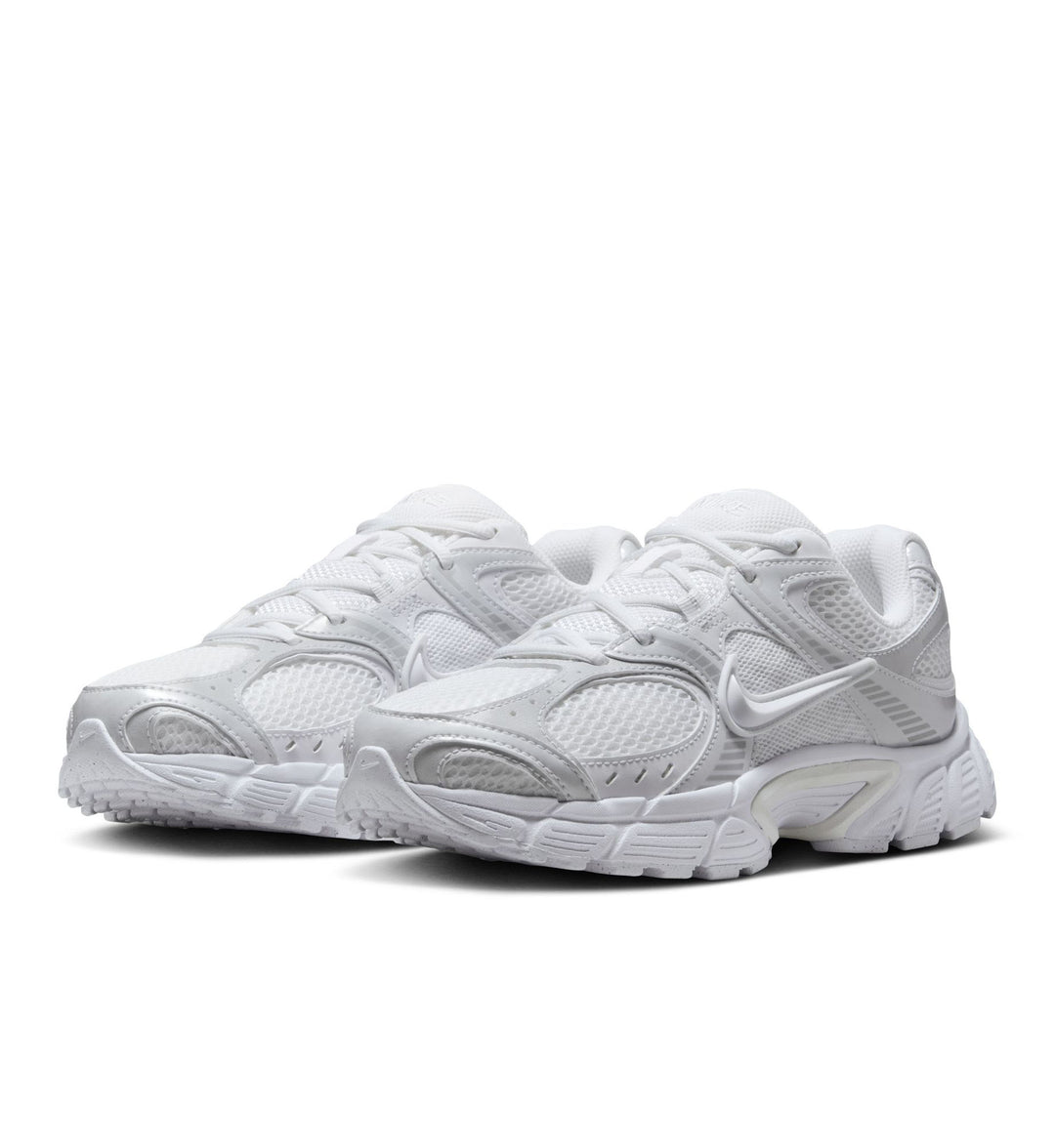 Nike V5 RNR Women’s Shoes “White/White-Black-Metallic Silver” (HQ7901-101)