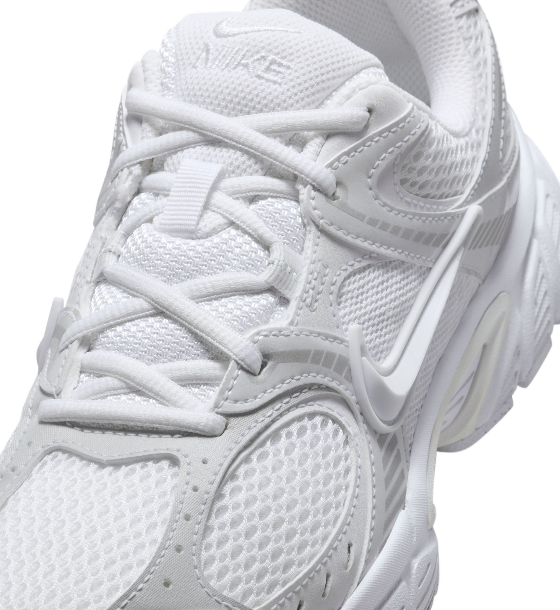 Nike V5 RNR Women’s Shoes “White/White-Black-Metallic Silver” (HQ7901-101)