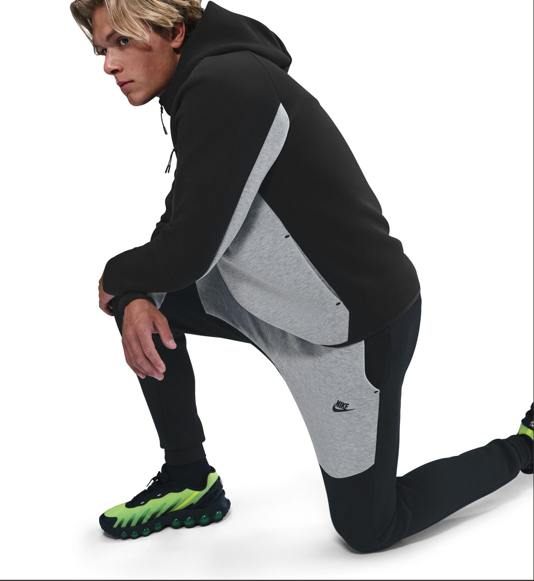 Nike Tech Men’s Fleece Joggers Black/Dark Grey Heather/Black (HV0959-011)