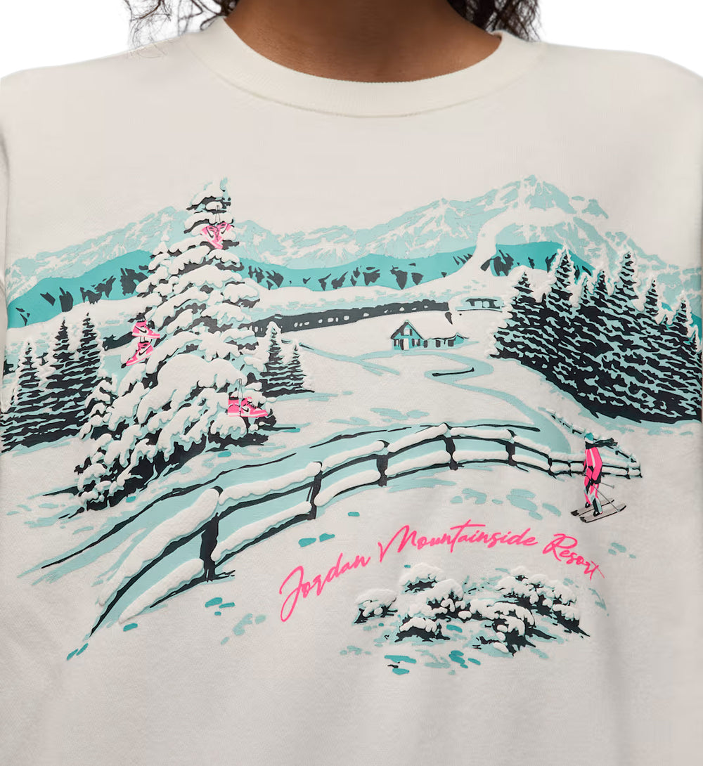 Jordan Brooklyn Fleece Women’s Crew-Neck Sweatshirt front detail