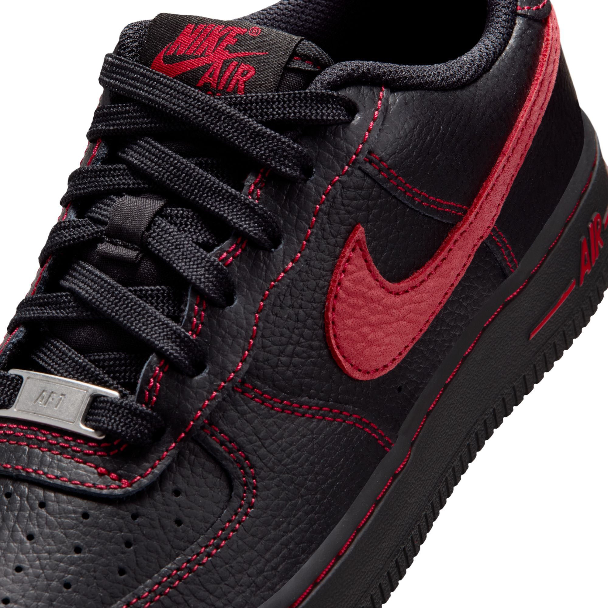 Nike Air Force 1 LV8 GS Black/Black/Black/University Red (HV4762-001) 