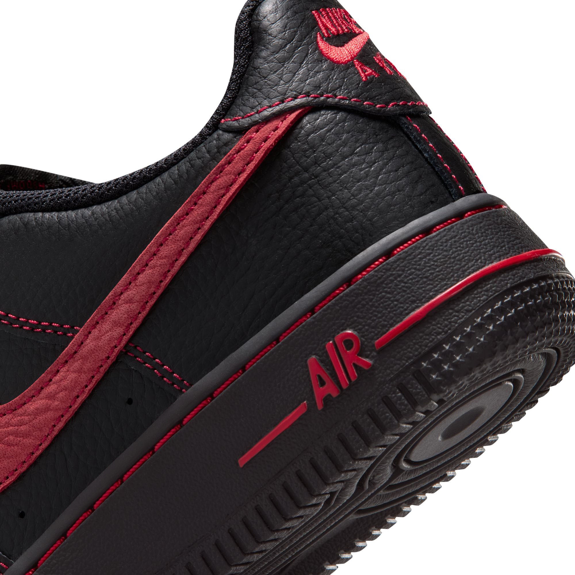 Nike Air Force 1 LV8 GS Black/Black/Black/University Red (HV4762-001) 