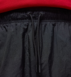 Jordan Brooklyn Men’s Draft Pants “Black/Gym Red/Gym Red” (IB1047-010)