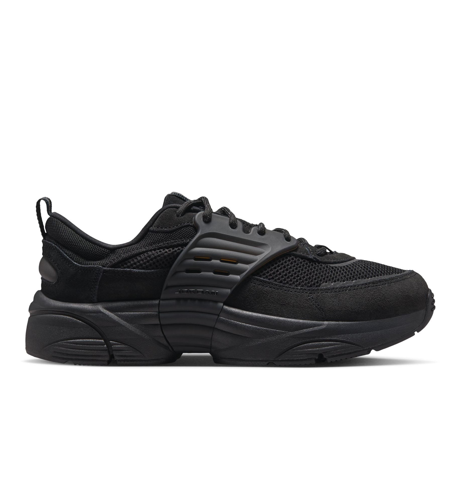 Jordan Trunner O/S “Black/Black/Anthracite” (IB3722-003)