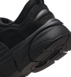 Jordan Trunner O/S “Black/Black/Anthracite” (IB3722-003)