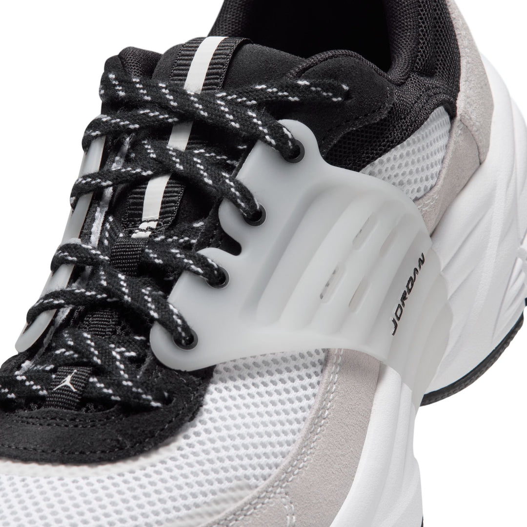 Jordan Trunner O/S Black White IB3722-013 | Pro Feet