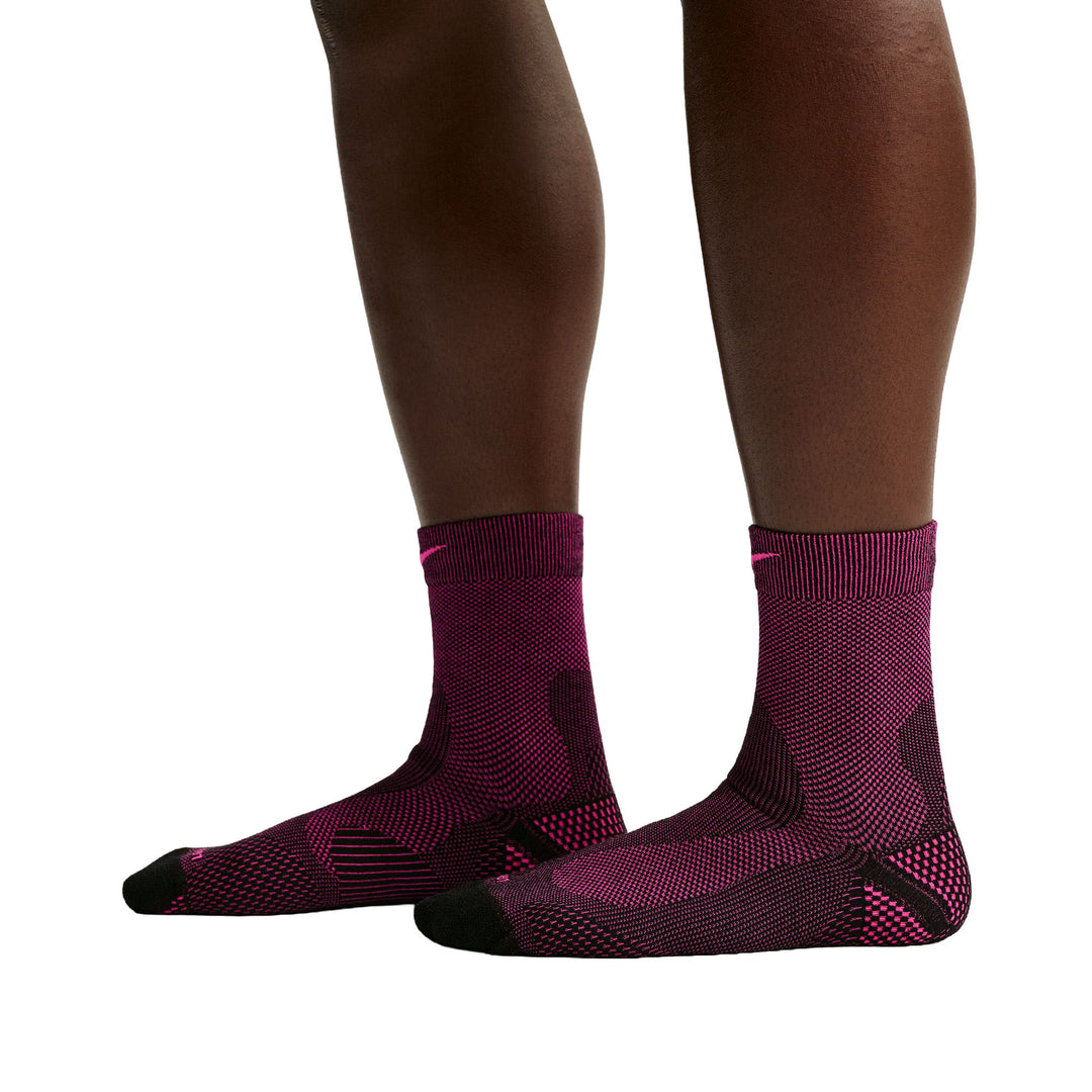 Nike Run Lightweight Micro-Crew Socks Black Hyper Pink IB6114-011 | Pro Feet