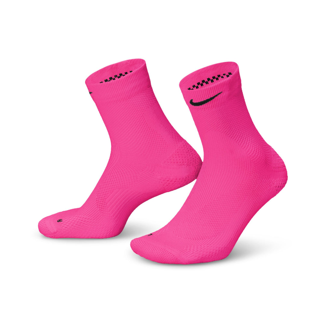 Nike Run Lightweight Micro-Crew Socks Hyper Pink Black IB6114-645 | Pro Feet