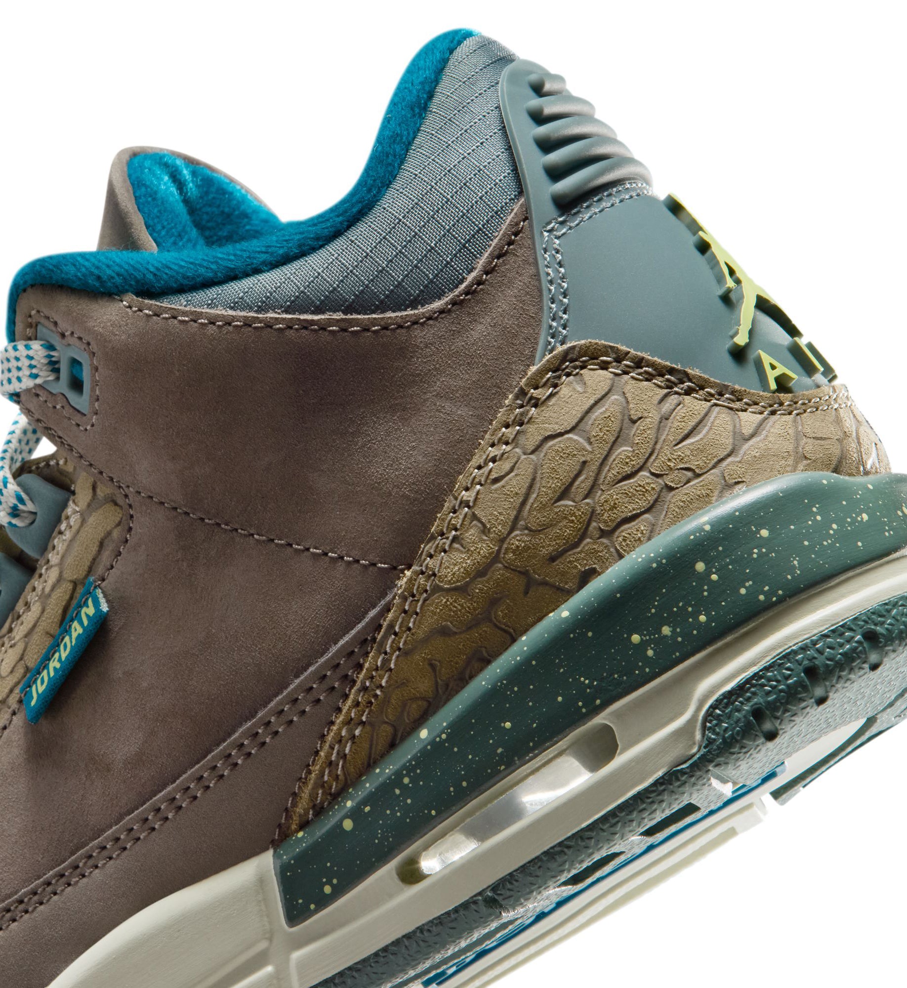 Air Jordan 3 Retro “We Outside” Big Kids’(Olive Grey/Green Abyss/Khaki/Sea Glass) IB7066-001 