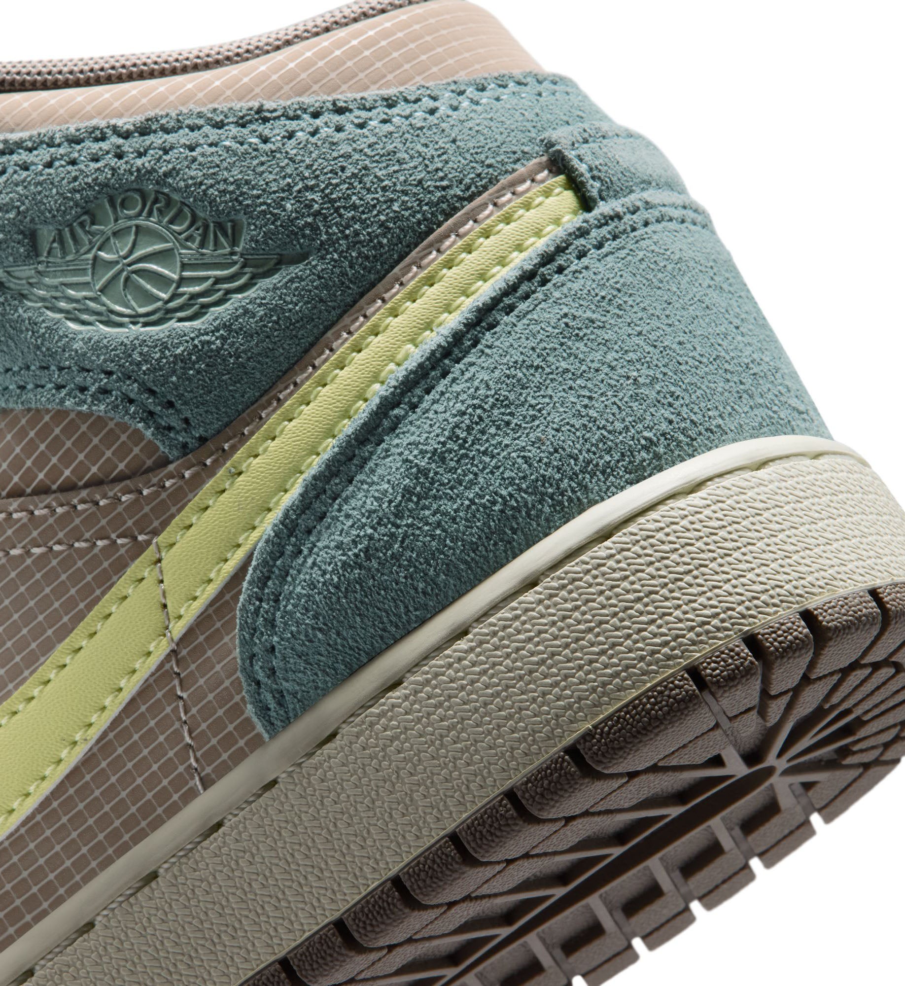 Air Jordan 1 Mid SE GS “KHAKI/LT LEMON TWIST-HASTA-OLIVE GREY” (IF2873-200)