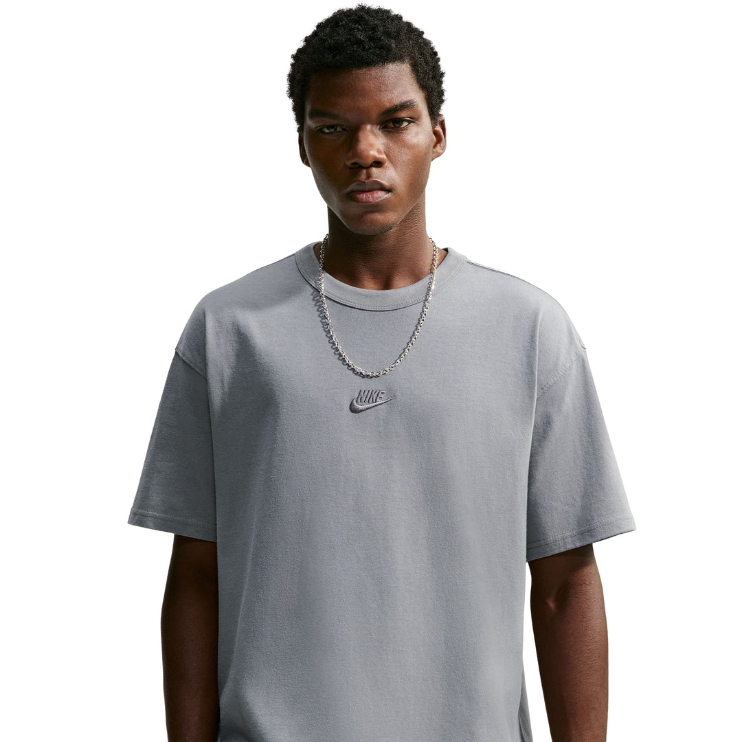 Nike Sportswear Premium Essentials Tee Cool Grey IH1121-065 | Pro Feet