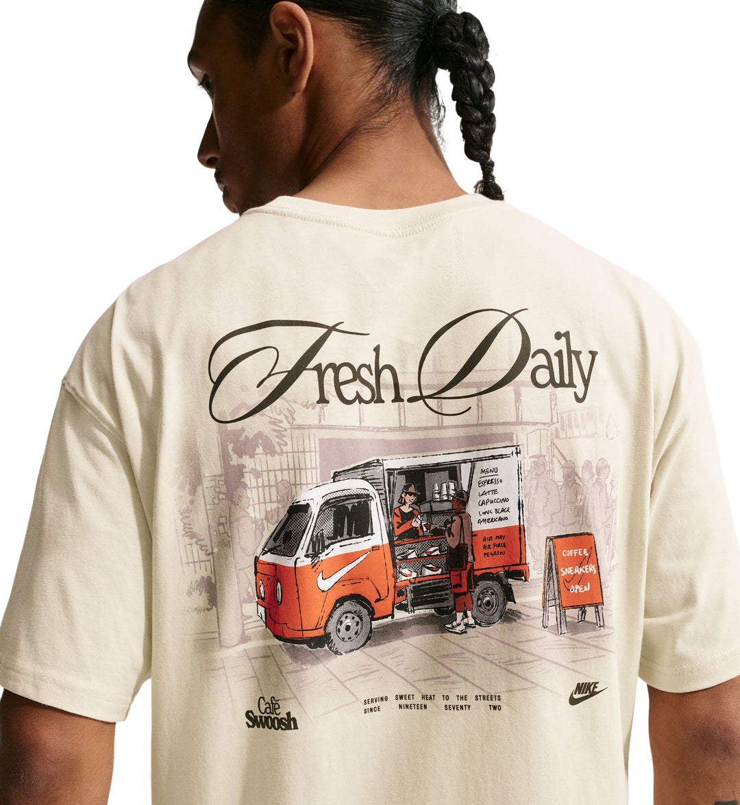 Nike Sportswear T-Shirt — Light Khaki