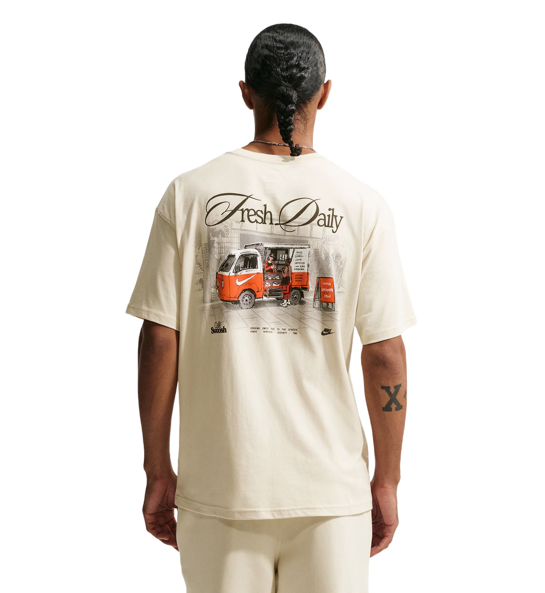 Nike Sportswear T-Shirt “Light Khaki” (IH1157-229)