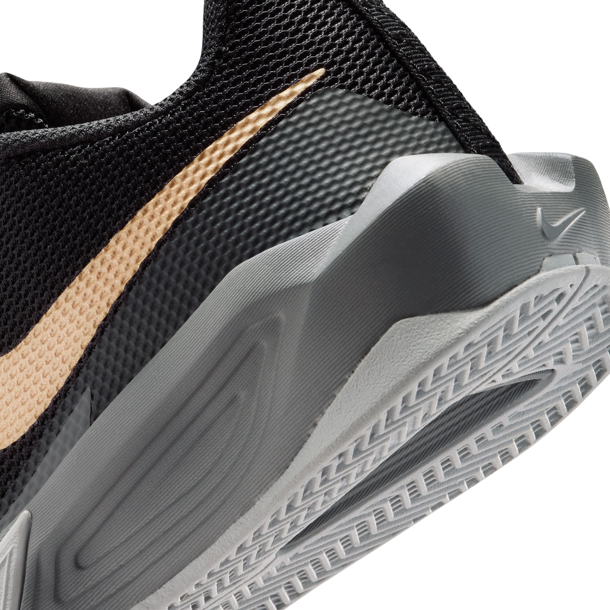 Nike S.T. Dynamite GS Black Metallic Gold IH2308-001 | Pro Feet