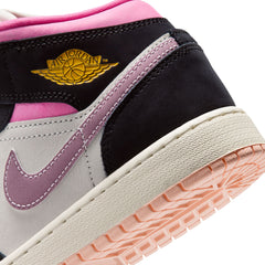 Air Jordan 1 Mid SE GS Black University Gold Sail Pinksicle | Pro Feet | II1254-001