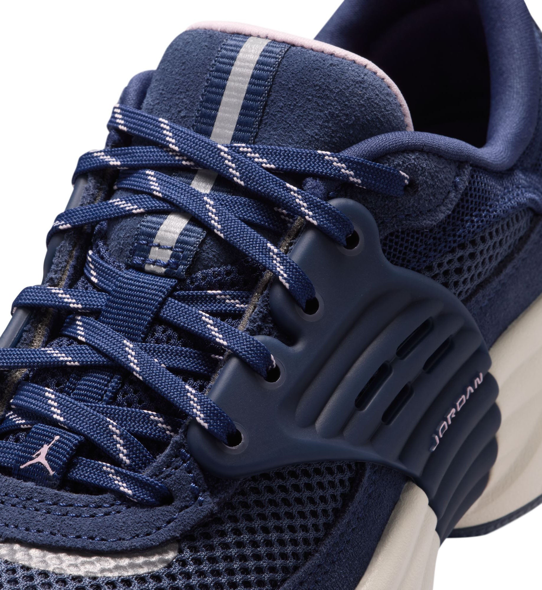 Jordan Trunner O/S “Midnight Navy/Pink Foam/Thunder Blue” (II6531-400)