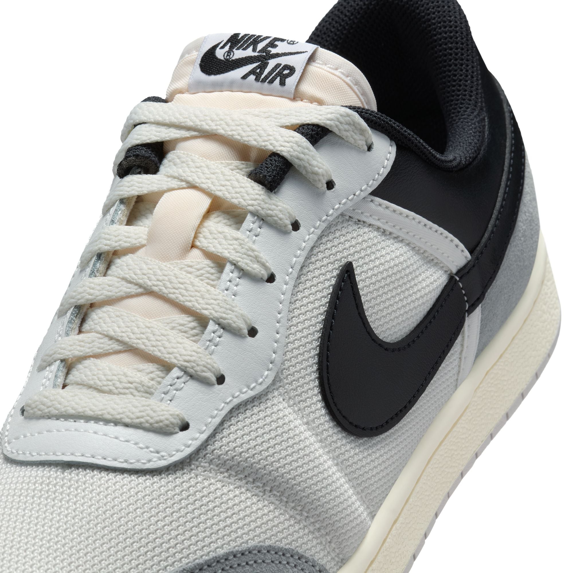 Air Jordan Skyline Low