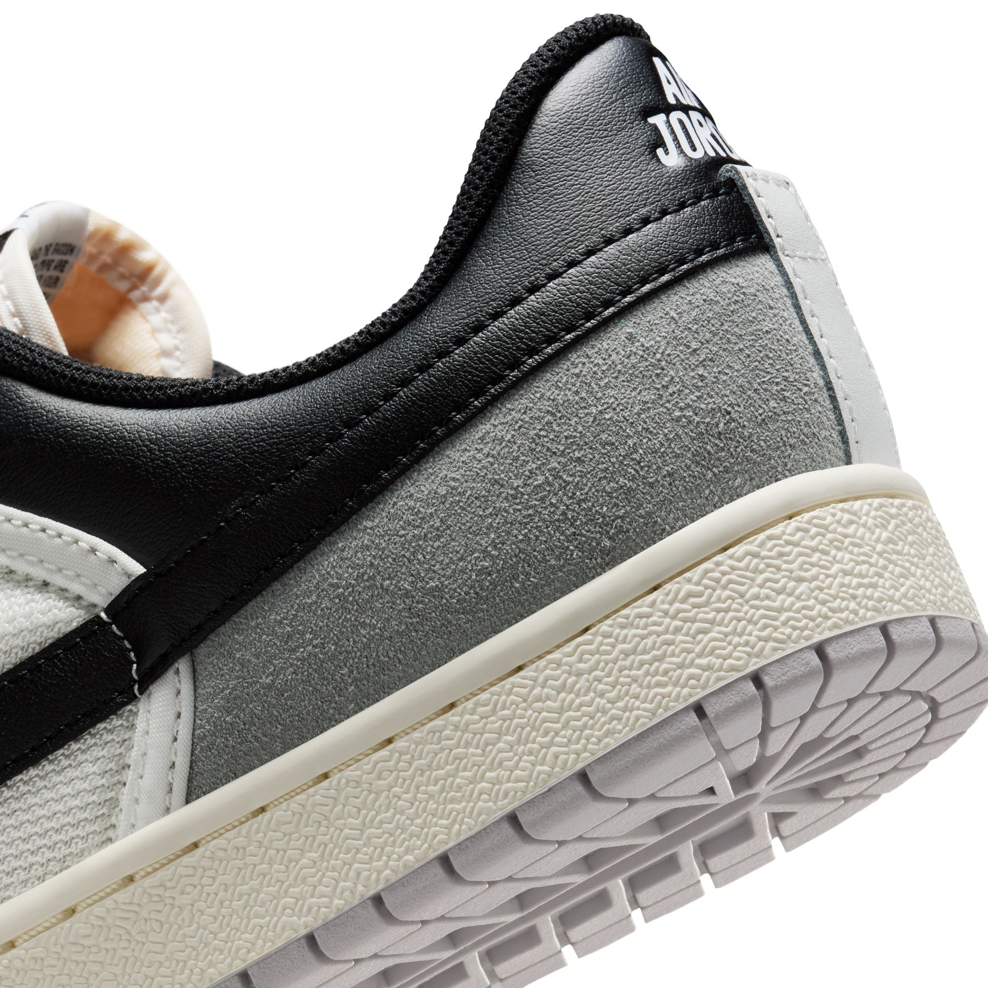 Air Jordan Skyline Low