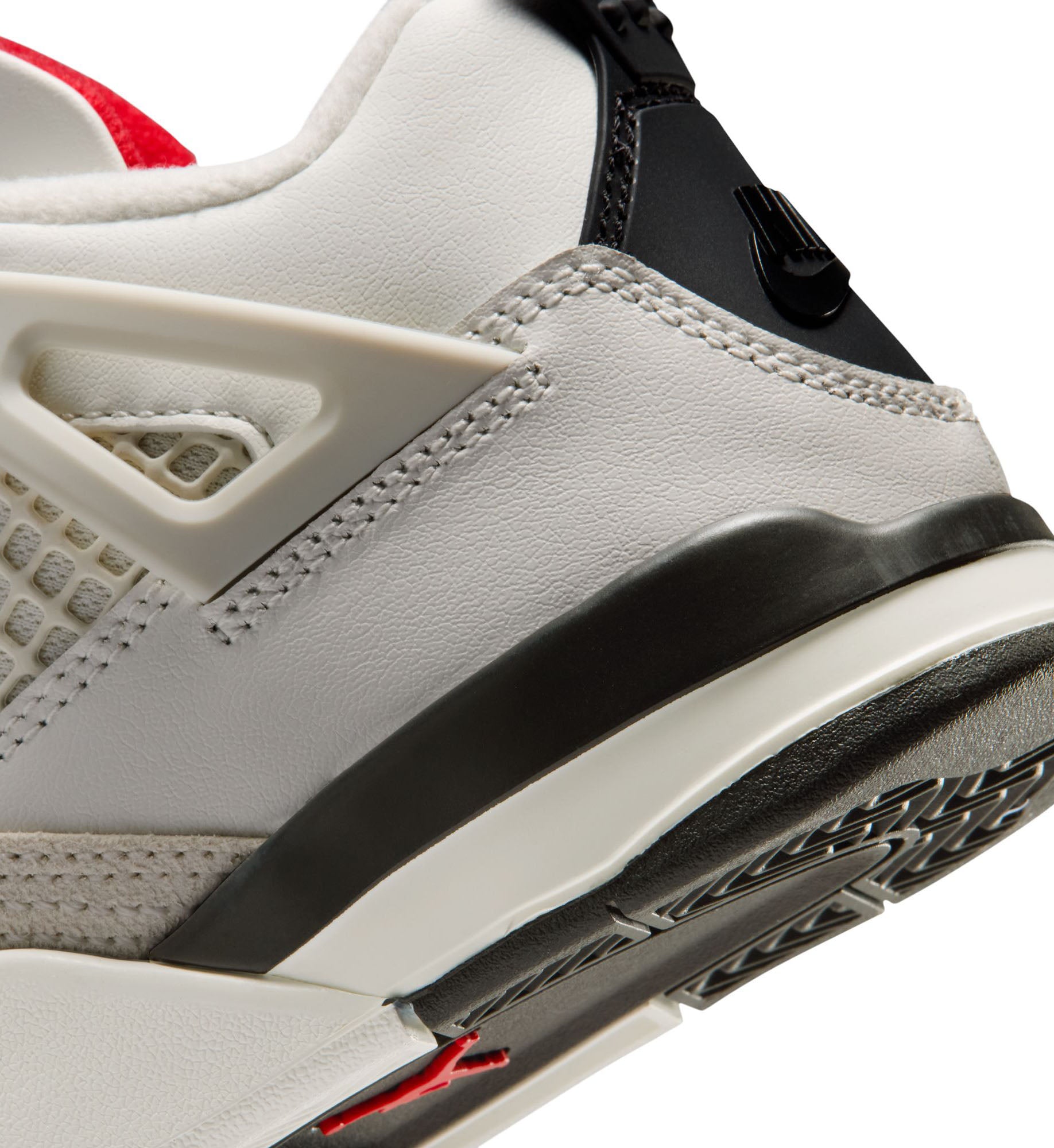 Air Jordan 4 Retro “Flight Club” Little Kids’ Shoes “Sail/Black/University Red” (IM4028-100)