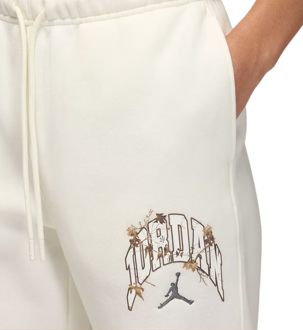 Jordan Brooklyn Fleece Women’s Realtree Pants front detail