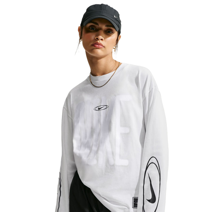 Nike Sportswear Women’s Oversized Long-Sleeve T-Shirt White IM6438-100 | Pro Feet
