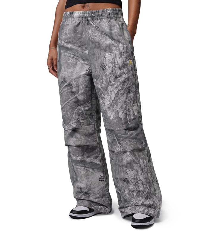 Jordan Brooklyn Women’s Realtree Pants White Bright Citron IM6946-100 | Pro Feet