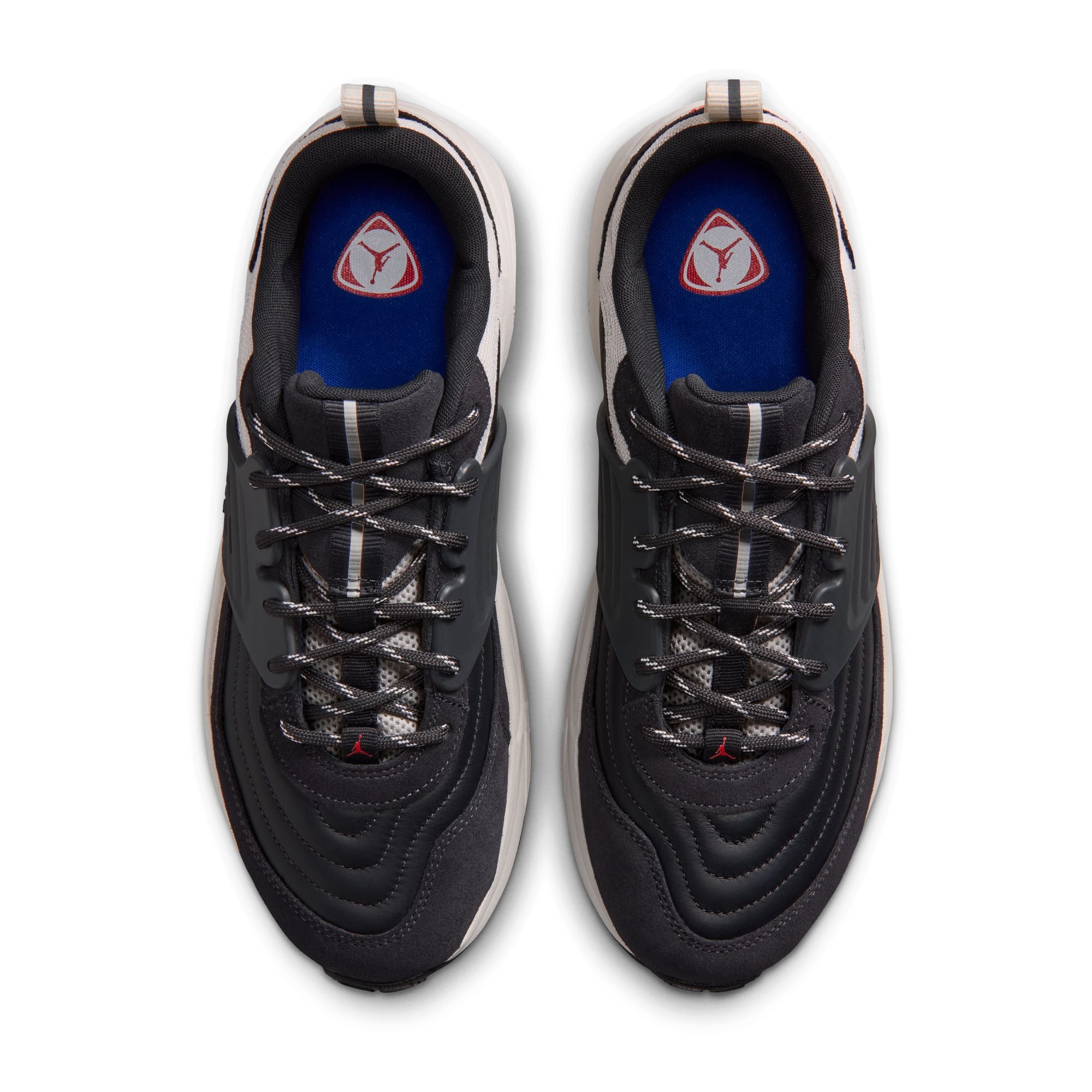 Jordan Trunner O/S SE Off Noir University Red Phantom IO2344-012 | Pro Feet
