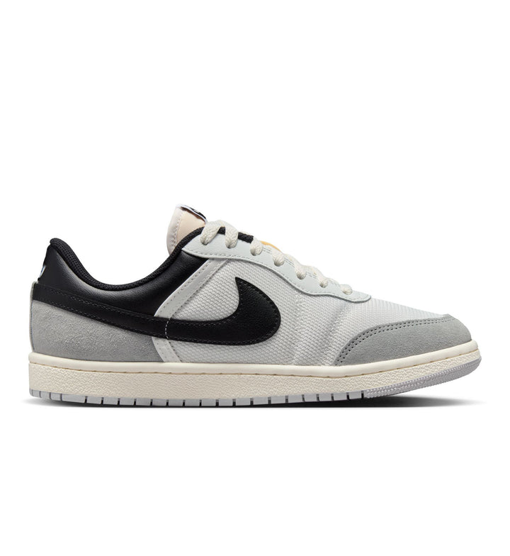 Air Jordan Skyline Low Women’s Summit White Black Smoke Grey Sail | Pro Feet | IQ0704-101