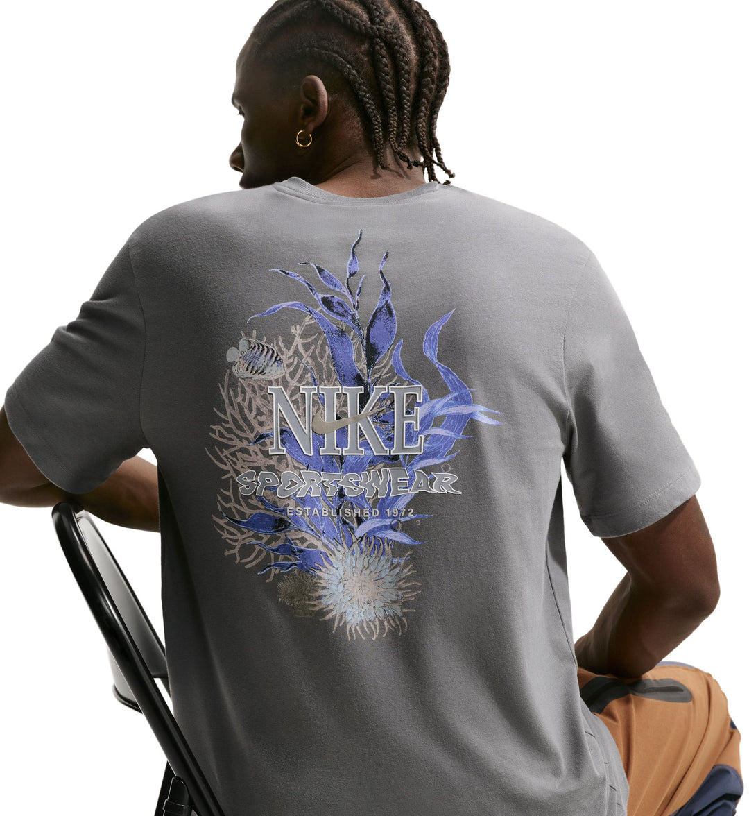 Nike Sportswear Spring B 26 T-Shirt “Smoke Grey/Glacier Blue” (IQ1003-084)