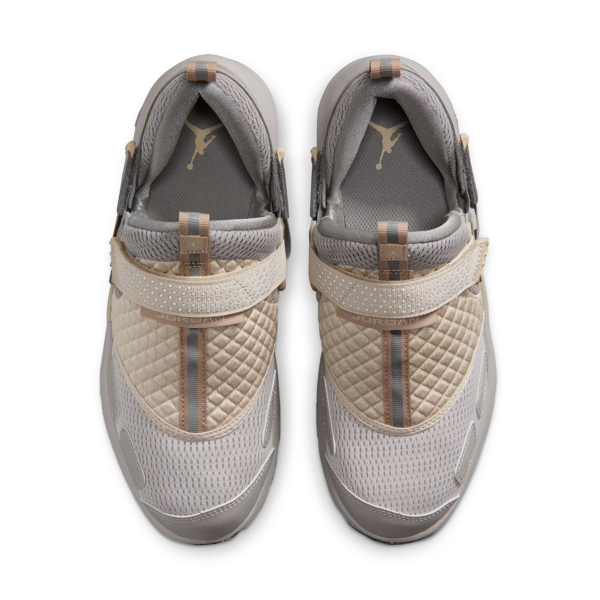 Jordan Trunner LX Lt Iron Ore/Oatmeal-Enigma Stone-Hemp (IQ2719-002)