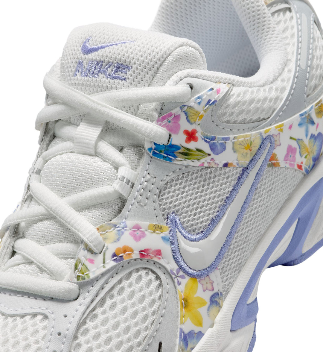Nike V5 RNR SE “Summit White/Summit White/Photon Dust” (IQ9036-100)