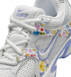 Nike V5 RNR SE “Summit White/Summit White/Photon Dust” (IQ9036-100)