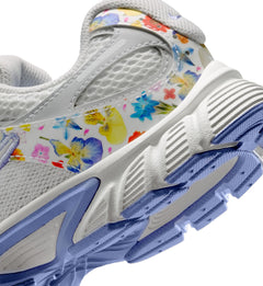 Nike V5 RNR SE “Summit White/Summit White/Photon Dust” (IQ9036-100)